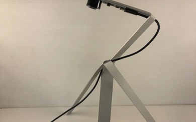 Ingo Maurer - Axel Schmid - Table lamp - Jetzt 2 Silver - Aluminium