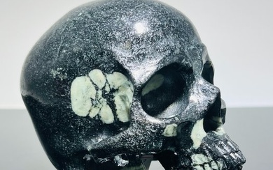 Jasper Gemstone Skull Realistic Crystal Carving Carving Healing Stone Carved skull - Skull, Edelsteinschädel - 110 mm - 90 mm - 130 mm - (1)