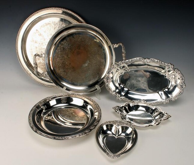 LOT OF SILVERPLATE SERVING ITEMS