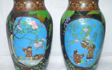 Large Vases Pair "Kids" (2) - Brass, Enamel - Japan - Early 20th century