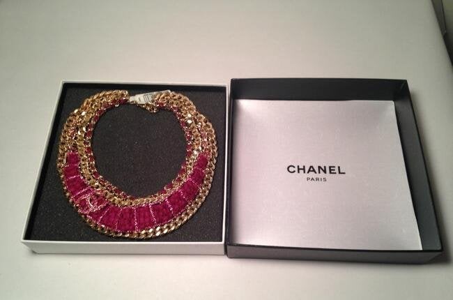 Limited Edition Authentic Chanel Runway Kneckless