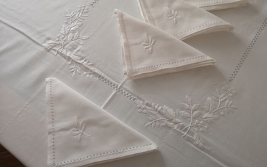 Linen blend tablecloth with hand stitch embroidery - 270 x 180 cm - linen blend 60% cotton and 40% linen - AFTER 2000