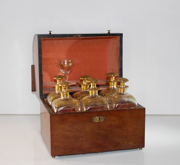 Liqueur cabinet with 6 carafes - Brass, Glass, Mahogany - 19th century