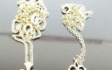 Lot details A 9ct gold topaz set pendant on finelink...