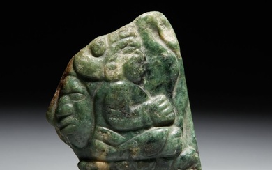 Mayan Stone MASTERPIECE Necklace plate witha deity, nobleman or priest. c. 600 - 800 AD. 5.5 cm height. Spanish
