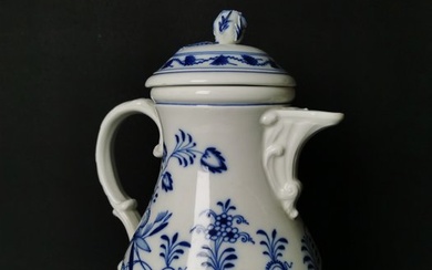 Meissen - Coffee pot - Blue onion - porcelain coffee pot - 1. Wahl - H 27CM