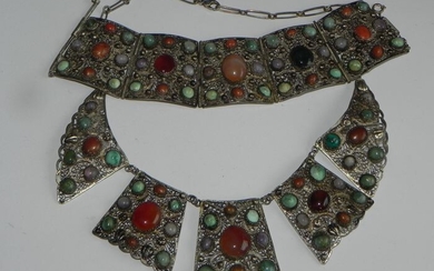 Necklace and bracelet set - Silver - 37,5 g - Iran - Mid 20th century