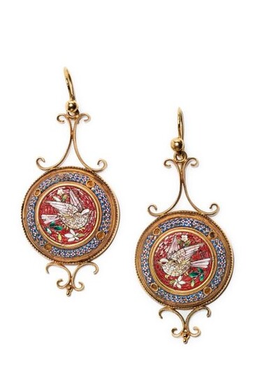 Pair of 18K yellow gold (750°/°°°) micro mosaic earrings with birds decoration (missing) Etruscan