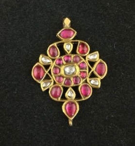 Pendant (1) - Gold 18 Kt - Rajasthan, India