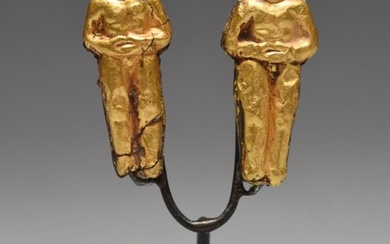 Pre-Columbian Chimu culture pair of human gold figures, one with a janus head - Peru - Gold Figures