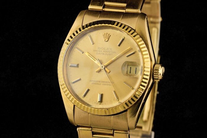Rolex - Oyster Perpetual Datejust - 18K Gold - RESERVE - Unisex - 1970-1979 at auction | LOT-ART