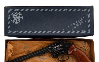 *Smith & Wesson Model 48-4 in Box with Accessories