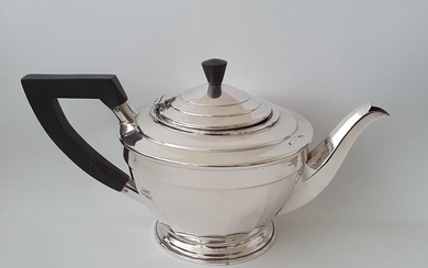 Sterling Silver Teapot - .925 silver - Collingwood & Sons, Sheffield - U.K. - 1935