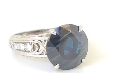 Stunning Natural Sapphire Diamond Ring - 14 kt. White gold - Ring - 9.49 ct Sapphire - 0.30 carat Diamond D VS