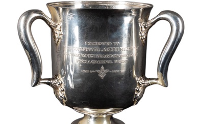 TIFFANY STERLING LOVING CUP WINE URN, 1902-1907