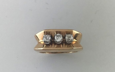 Tank ring in gold 750°/°° and platinum set...