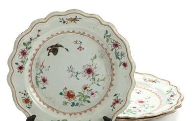 SOLD. Three Chinese Famille Rose porcelain plates with lobed rim. Qianlong 1736-1795. Diam. 24.5 cm. (3) – Bruun Rasmussen Auctioneers of Fine Art