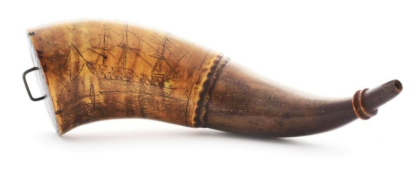 UNDATED 18TH CENTURY POWDER HORN ENGRAVED WITH SHIPS.