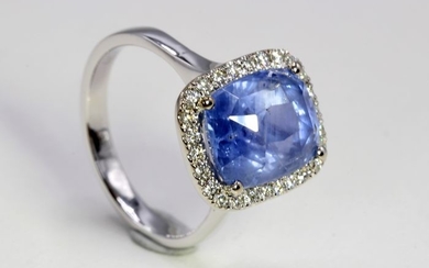 White gold - Ring - 7.58 ct Sapphire - Sri Lanka - 0.26 ct Diamond