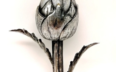 Wonderful Reproduction of Artichoke in Natural Size - .800 silver - Italy - Second half 20th century