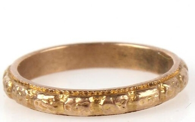 10K YELLOW GOLD ORNATE BABY RING SIZE 1.0