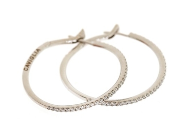 A pair of diamond ear pendants each set with numerous brilliant-cut diamonds, mounted in 18k white gold. Diam. app. 3.3 cm. (2)