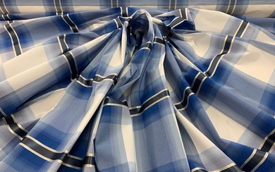 1200x 140 cm fabric - Silk, silk blend - 2000