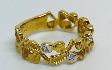 18 kt. Gold - New Shamrock design ring - 0.05 ct Diamond