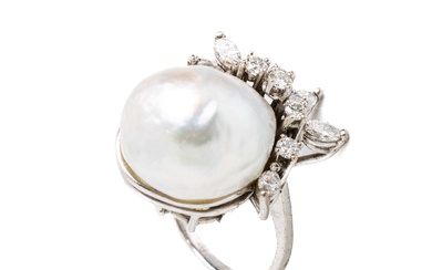 18 kt gold cultured south seas pearl-diamond- ring...