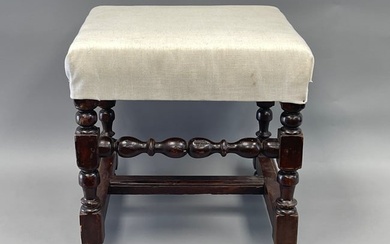 18TH C WILLIAM AND MARY STOOL