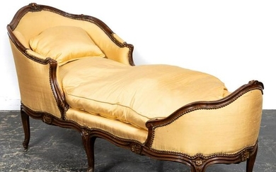 19th C. Louis XV Style Walnut Chaise en Bateau