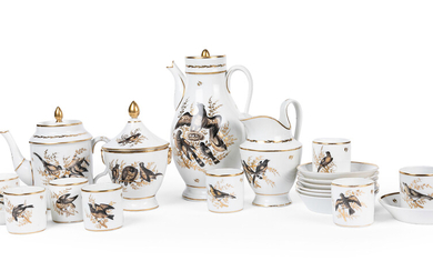 20-delig koffieservies. Deels goudgehoogd porselein. Periode Charles van Marcke de Lummen, Luik, ca. 1810-1830. Beschild