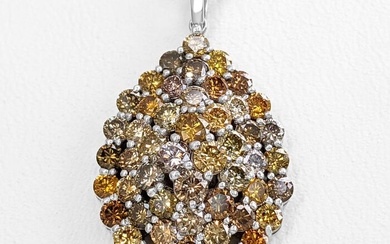 3.51 Cttw Fancy Color Diamonds - 14 kt. White gold - Necklace with pendant - NO RESERVE