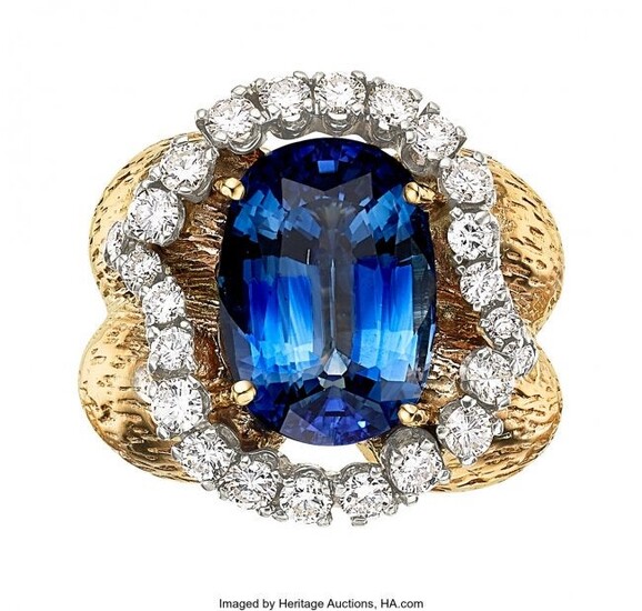 55209: Ceylon Sapphire, Diamond, Gold Ring The ring f