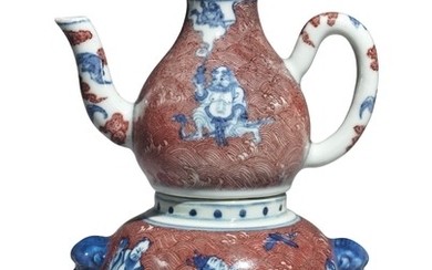 AN UNDERGLAZE-BLUE AND COPPER-RED 'IMMORTALS' WINE EWER, WARMER AND A COVER QING DYNASTY, QIANLONG PERIOD