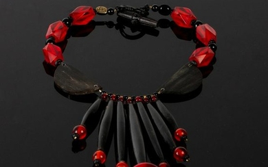 Eleyne Williams, a black and red beaded drop necklace