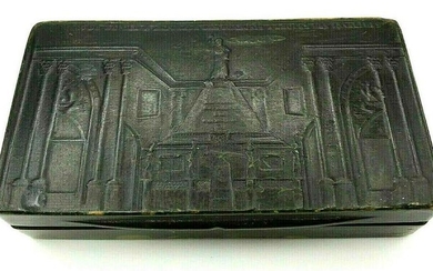 FRENCH NAPOLEONIC PERIOD PRESSED COW HORN SNUFF BOX