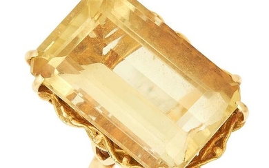 VINTAGE CITRINE DRESS RING, set with an emerald cut