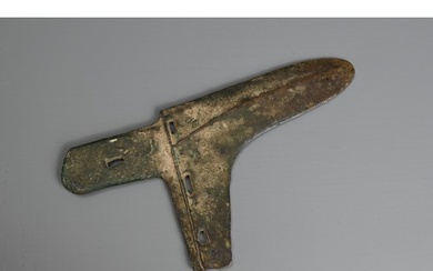 A CHINESE ARCHAIC BRONZE CEREMONIAL DAGGER, GE, WARRING STAT...