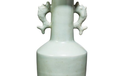 A Chinese Longquan celadon mallet vase "kinuta" with fish handles, probably southern Song Dynasty