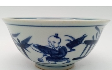 A Chinese blue and white hand painted bowl decorated with ch...