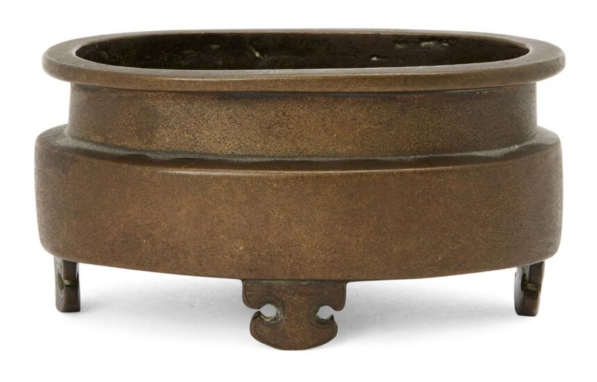A Chinese bronze oval censer, 18th century,...