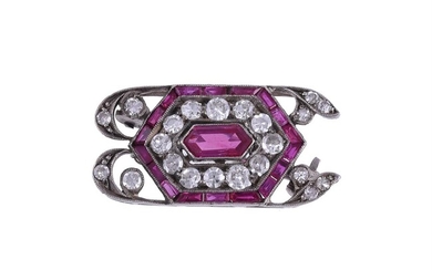 A DIAMOND AND RUBY BROOCH/PENDANT