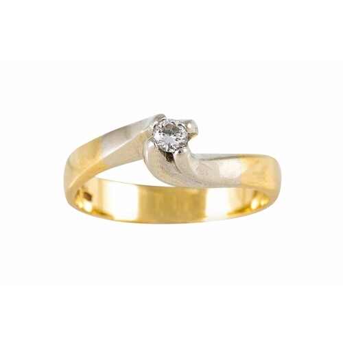 A DIAMOND SOLITAIRE RING, of twist design, mounted in yellow...