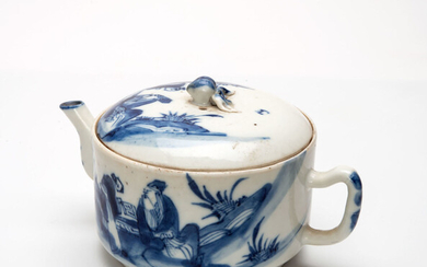 A Fine Chinese Qing Dynasty Blue and White Porcelain Teapot, 17th-18th Century