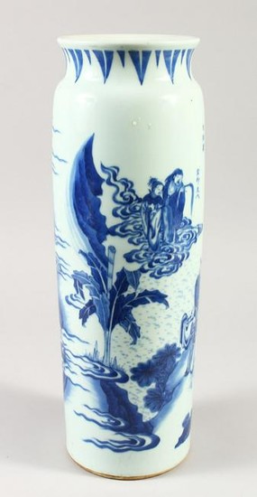 A LARGE GOOD QUALITY CHINESE TRANSITIONAL STYLE BLUE &