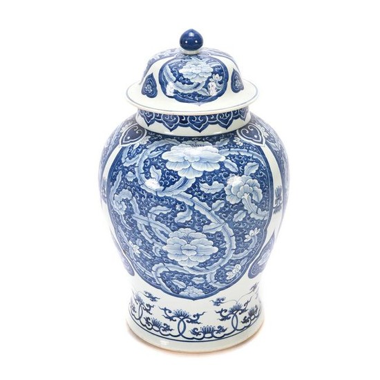 A Large Chines Blue and White Lotus Baluster Vase with
