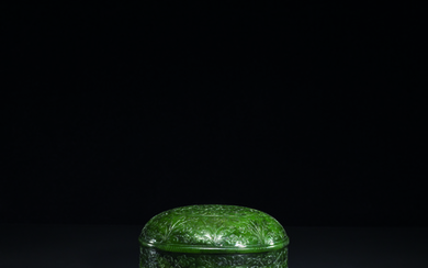 A MUGHAL SPINACH-GREEN JADE OVAL BOX AND COVER