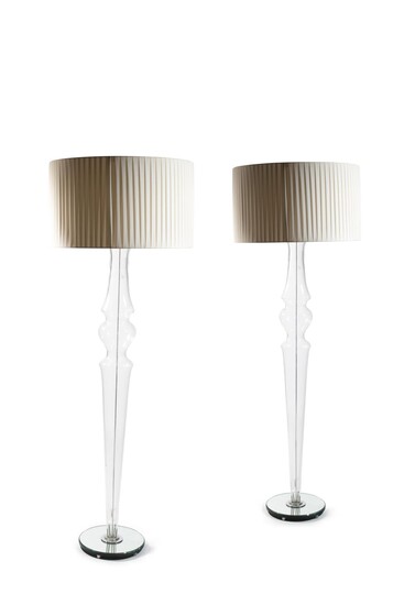 A PAIR OF FLOOR LAMPS