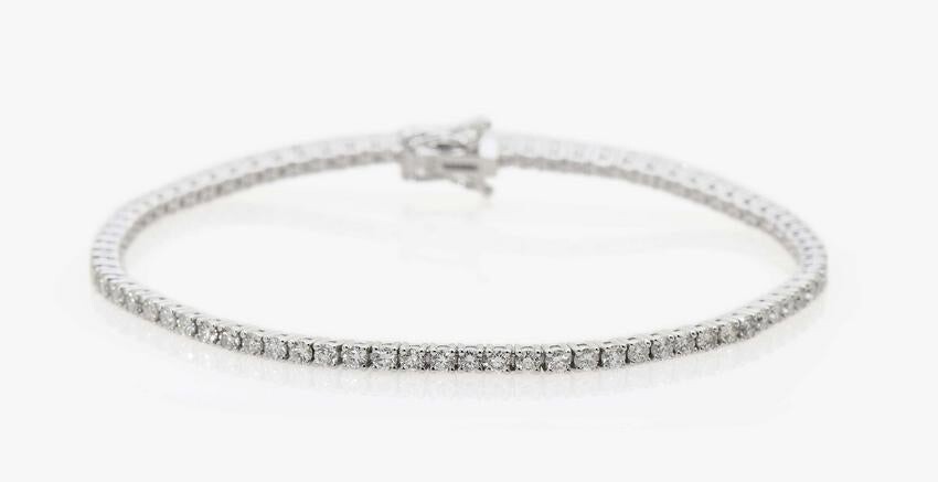 A Rivière brilliant cut diamond bracelet